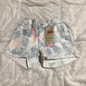 NWT Levi Elastic ShortyShorts / Size 10